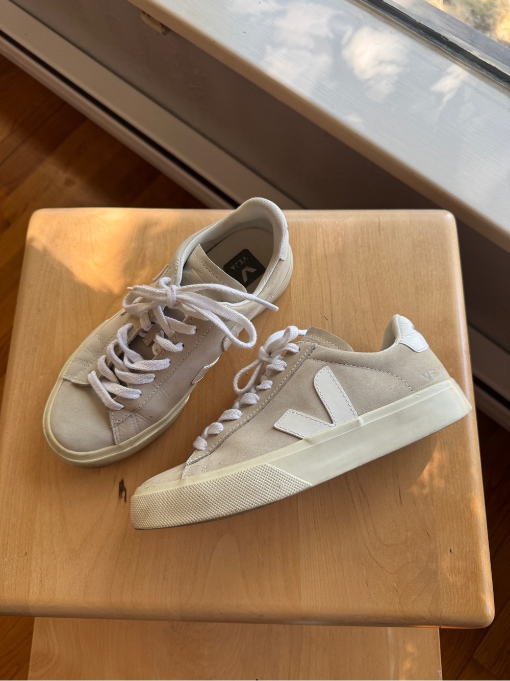 Cream Veja Campo Sneakers